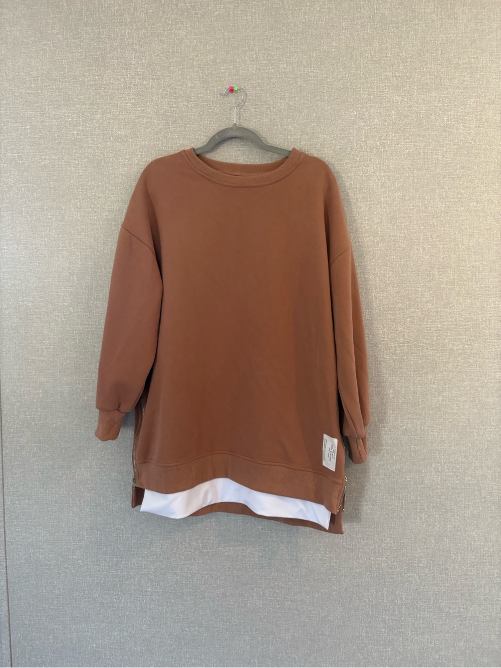 Betty B+R Story oversized sweatshirt